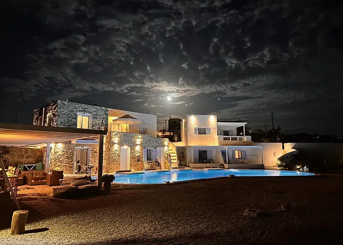 Blu Suites And Studios