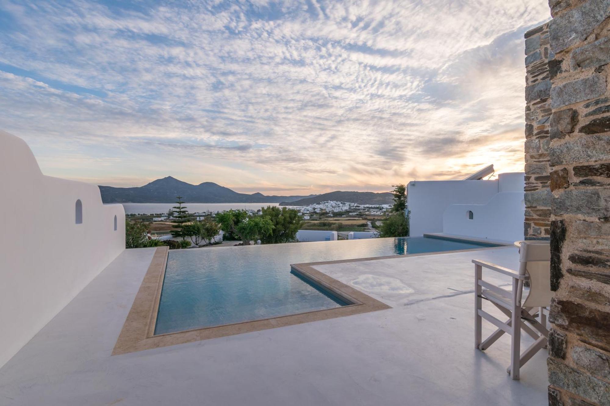Blu And Country house Adamantas (Milos)